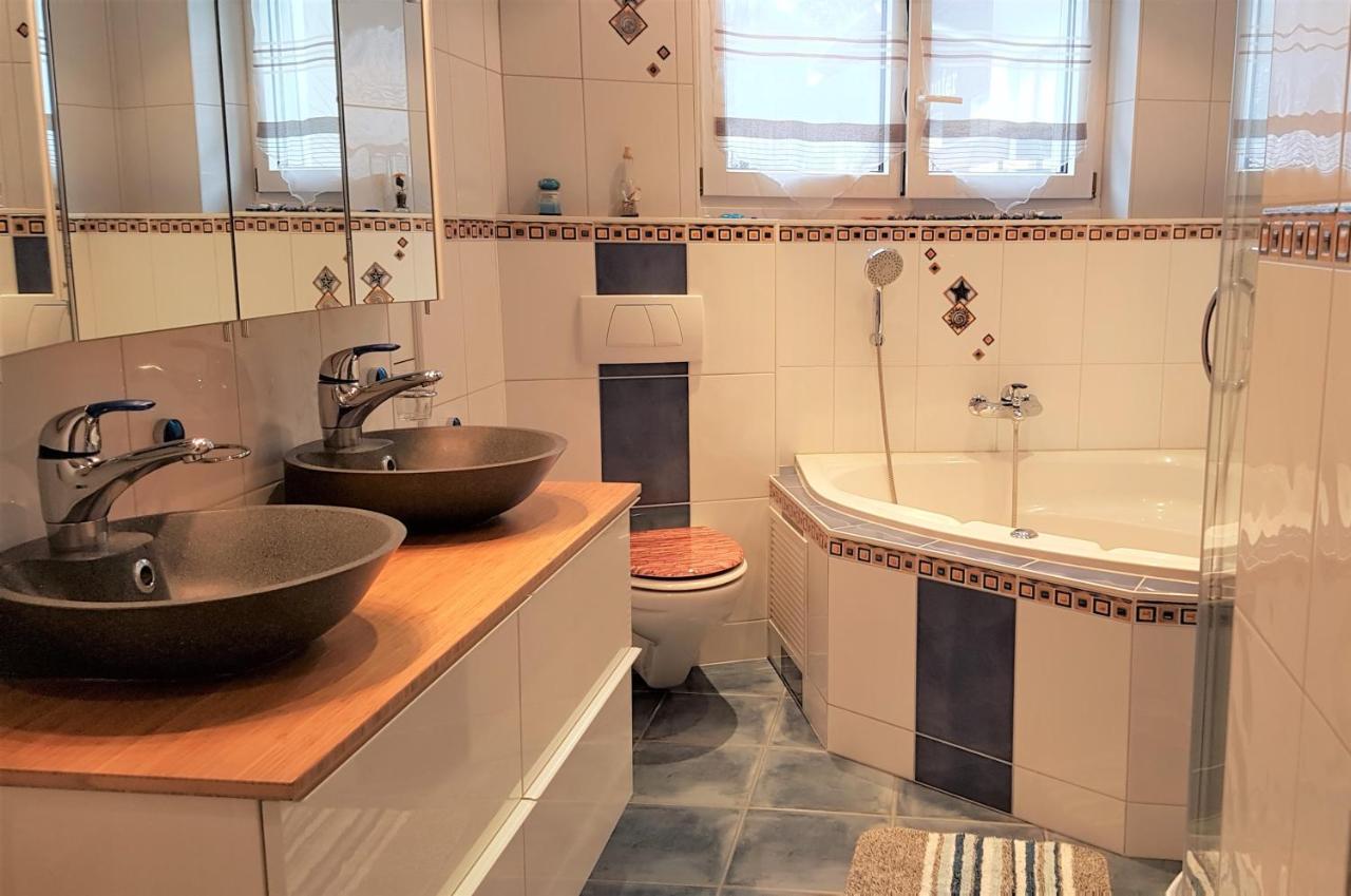 Appartement Lehnbach Saas-Almagell ภายนอก รูปภาพ